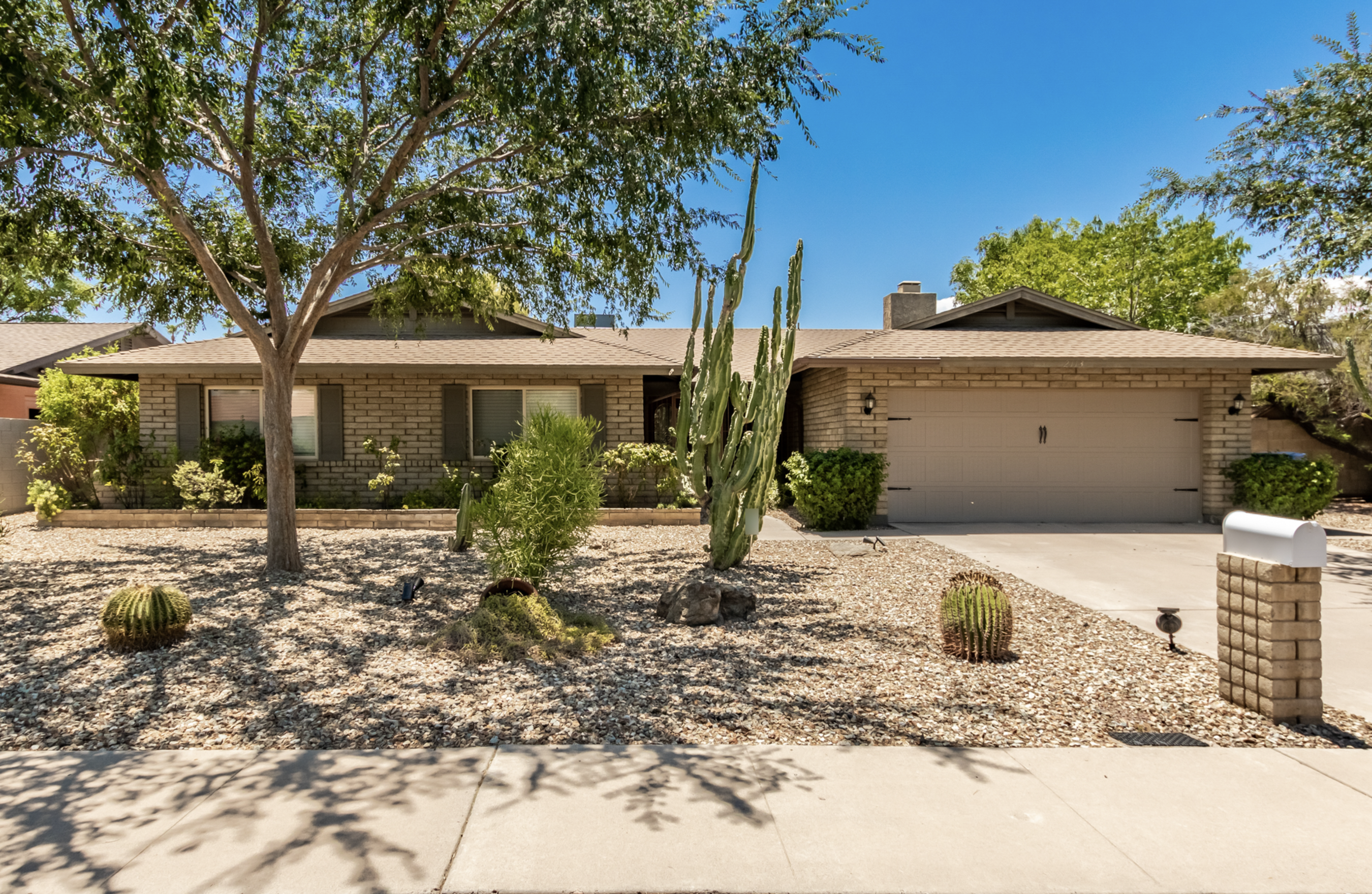 2113 E Pebble Beach Dr